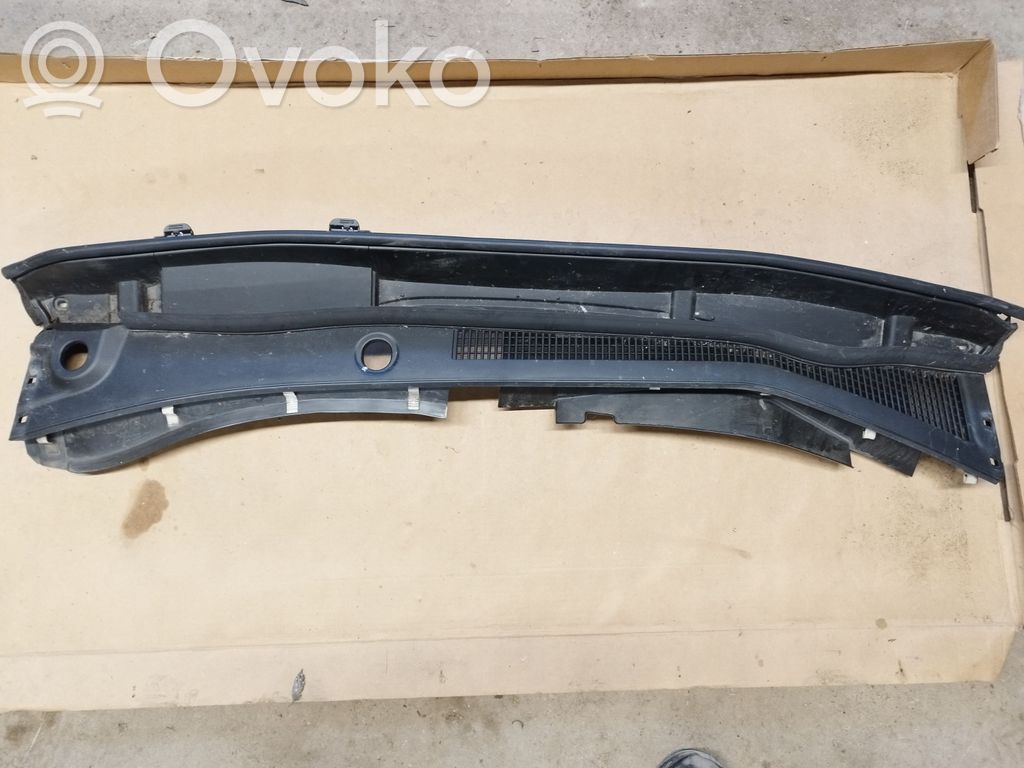 Windshield trim   5578378010,5570878010,5570878020,5578178010