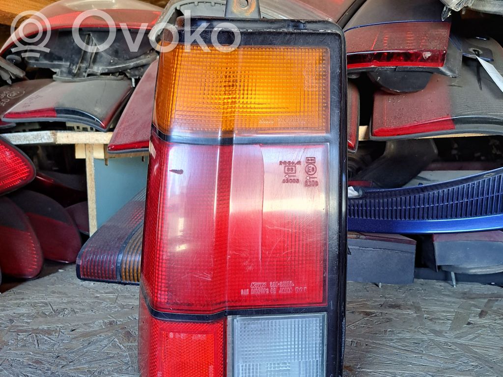 Honda Shuttle Aizmugurējais lukturis virsbūvē 
