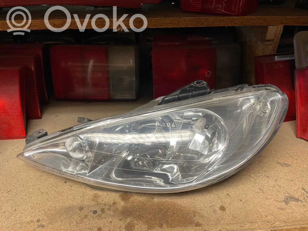 Peugeot 206 Headlight/headlamp 