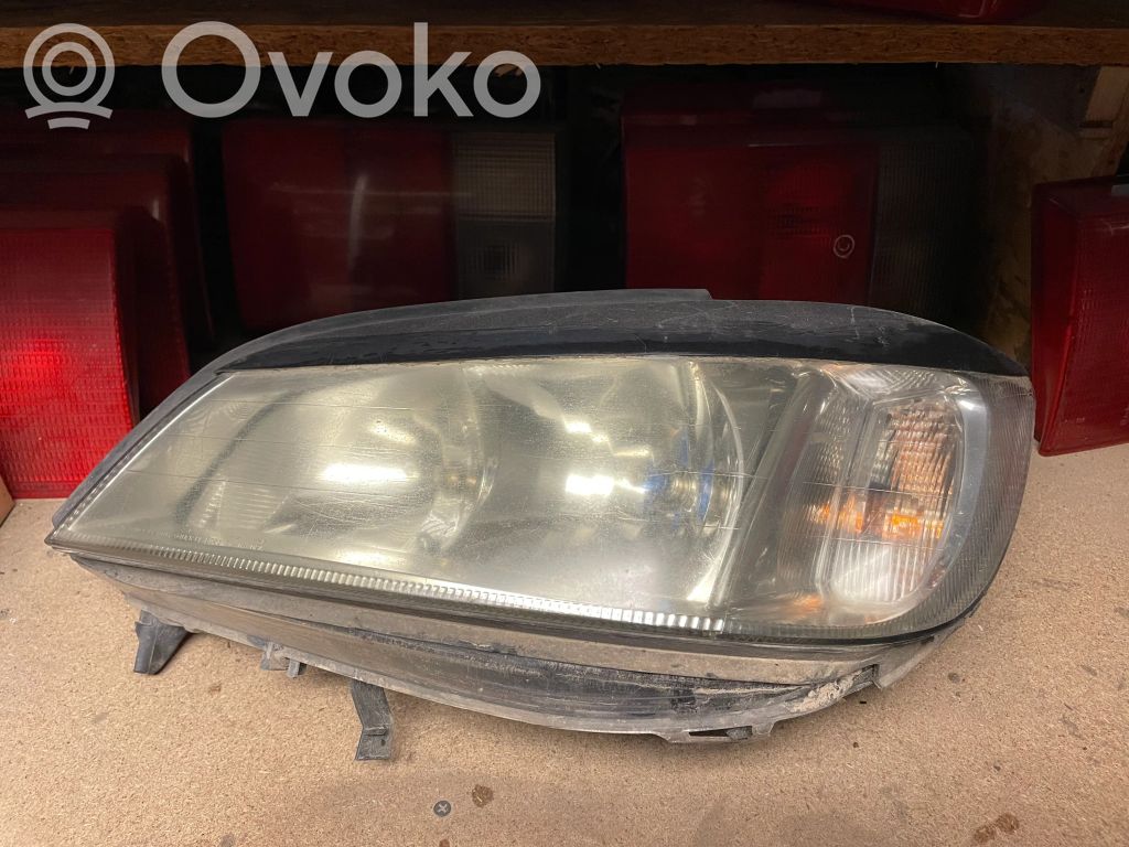 Opel Zafira A Faro/fanale 