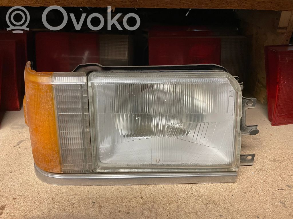 Mazda 323 Headlight/headlamp 