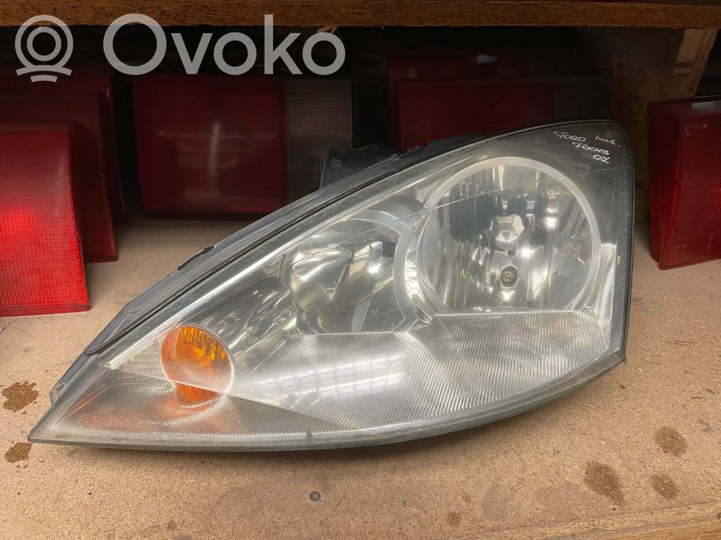 Ford Focus Headlight/headlamp 