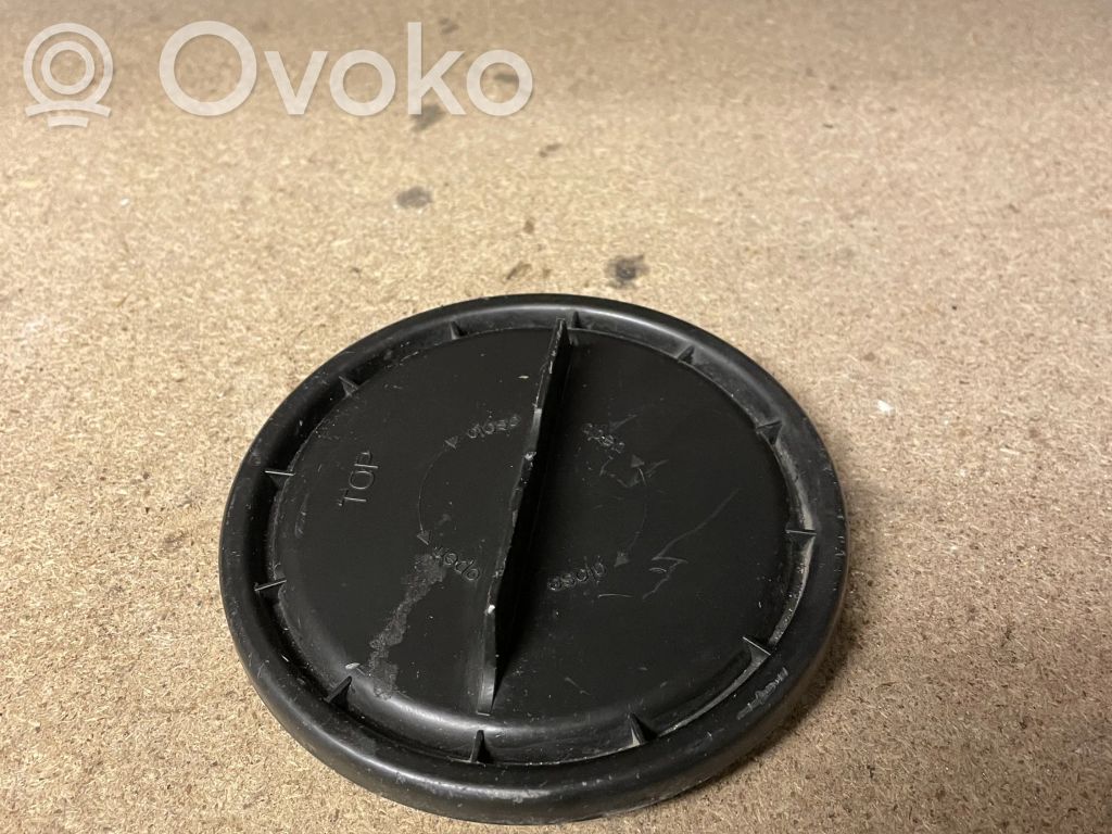 Osłona żarówki lampy przedniej   15822200,15822200