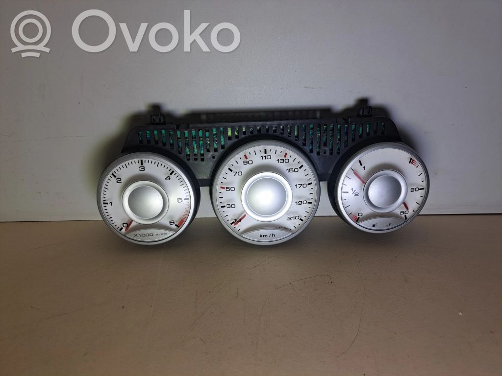 Citroen C8 Spidometrs (instrumentu panelī) 