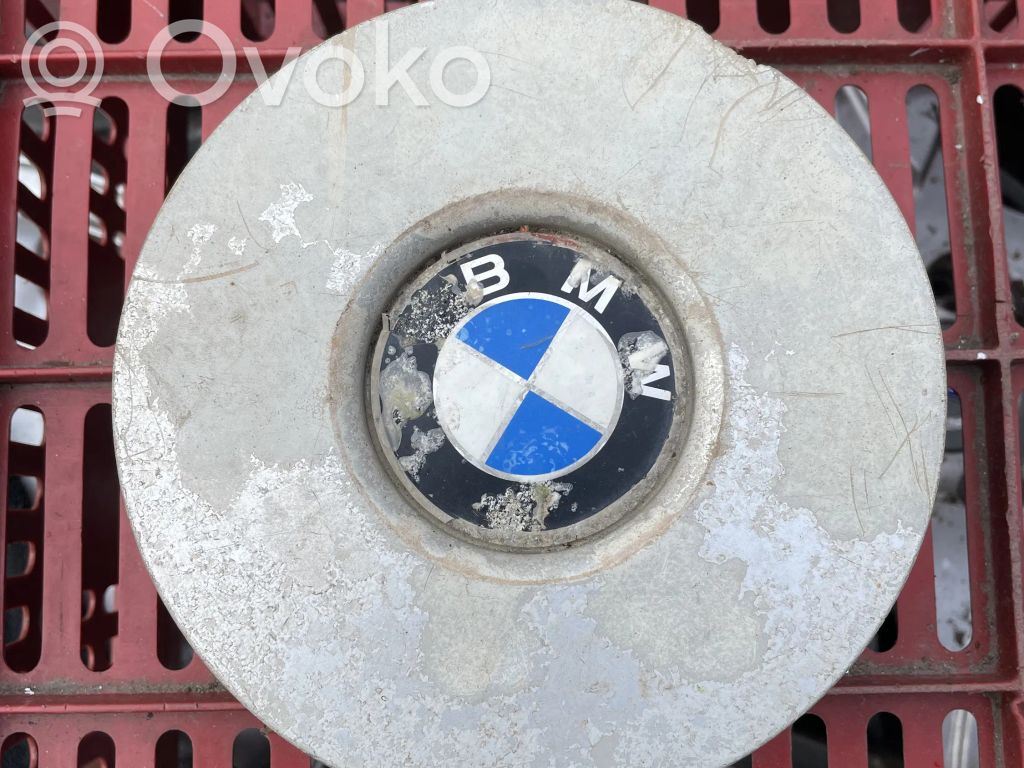 BMW 5 E34 Original wheel cap 