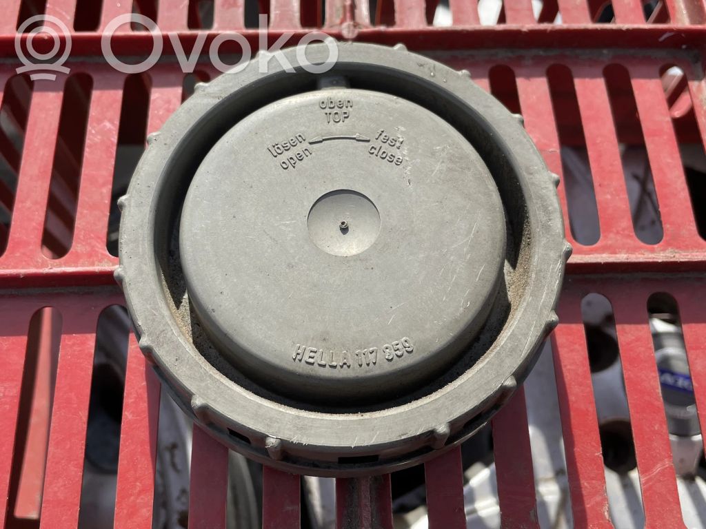 Volvo 440 Deckel Abdeckung Scheinwerfer 