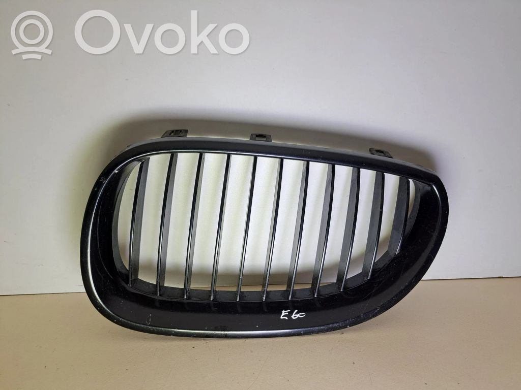 BMW 5 E60 E61 Front bumper upper radiator grill 