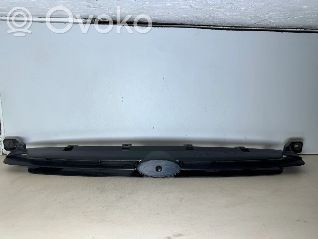 Ford Escort Front grill 