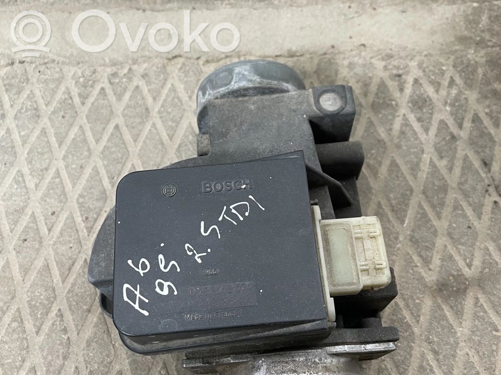 Audi A6 S6 C4 4A Mass air flow meter 