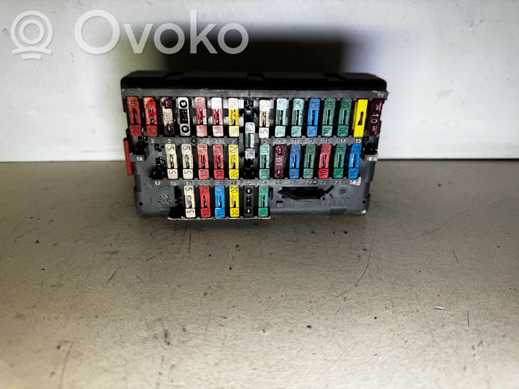 Peugeot 406 Drošinātāju bloks 