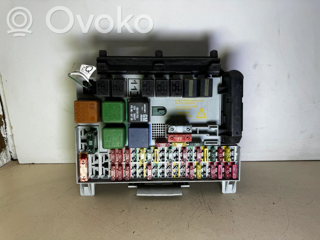 Opel Astra G Sulakemoduuli 
