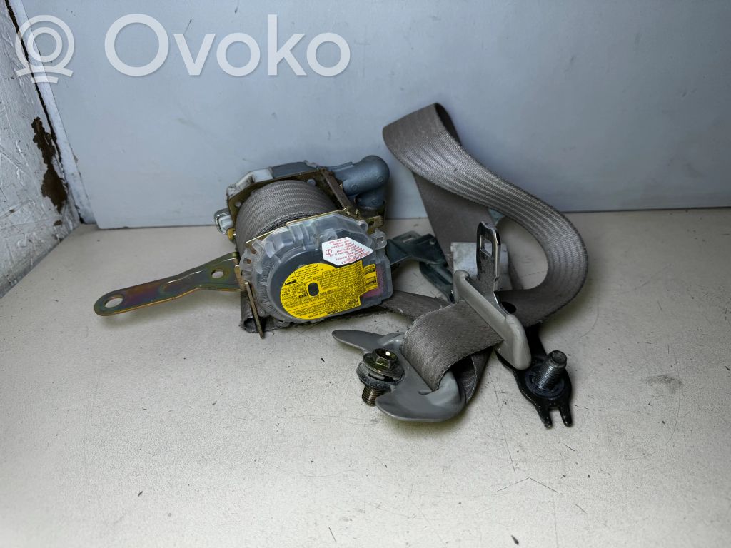 Subaru Legacy Cinturón delantero 