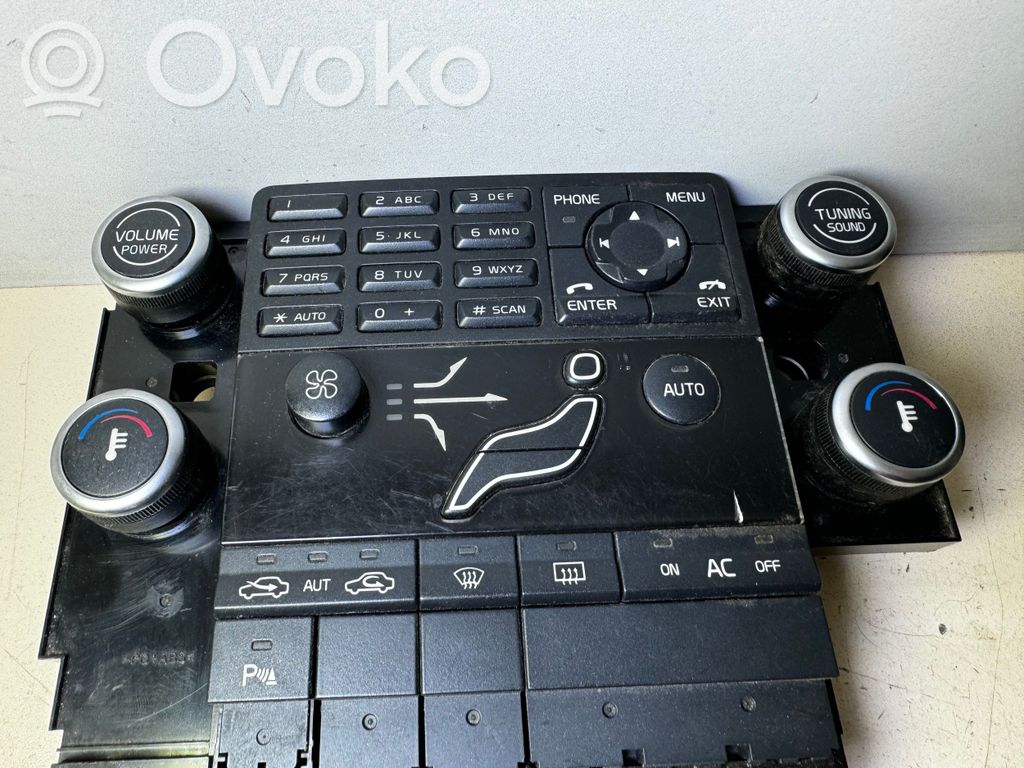 Volvo V70 Climate control unit 