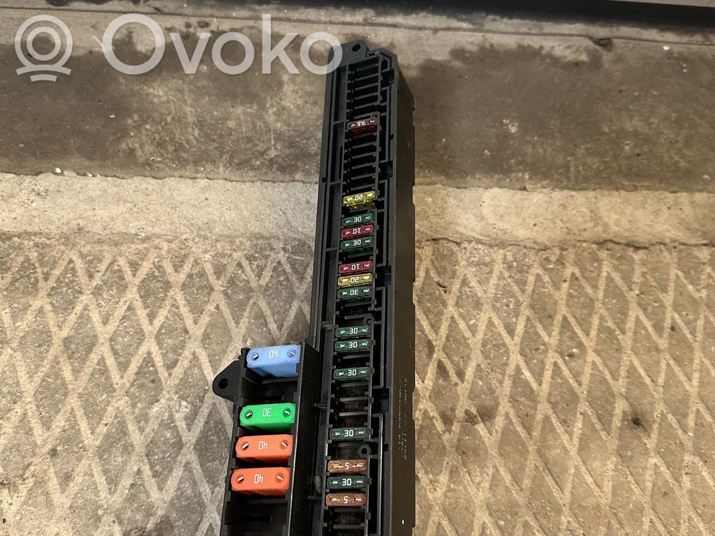 BMW 5 E60 E61 Module de fusibles 