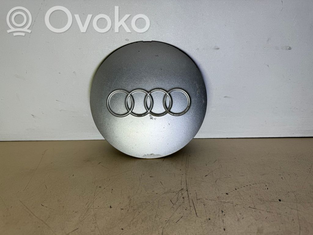 Audi A4 S4 B5 8D Tapacubos original de rueda 