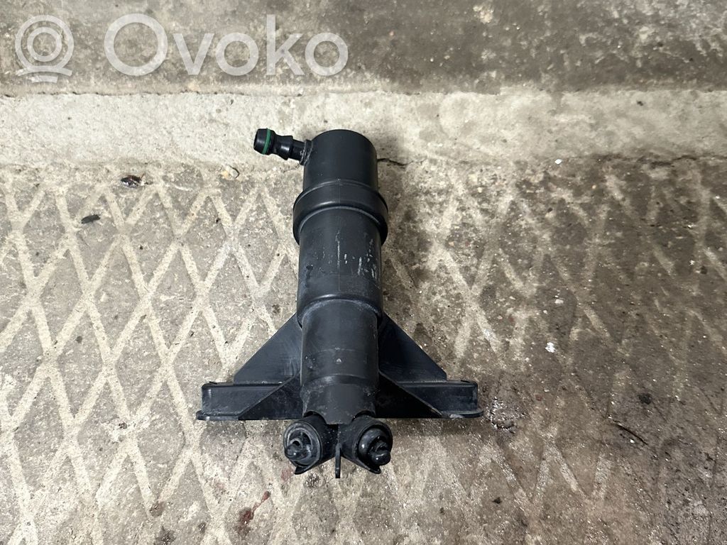 Headlight washer spray nozzle   051205,05120508422,08422