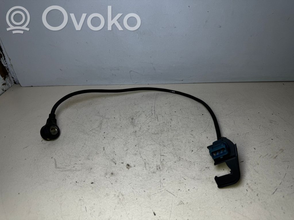 Audi A4 S4 B5 8D Klopfsensor 