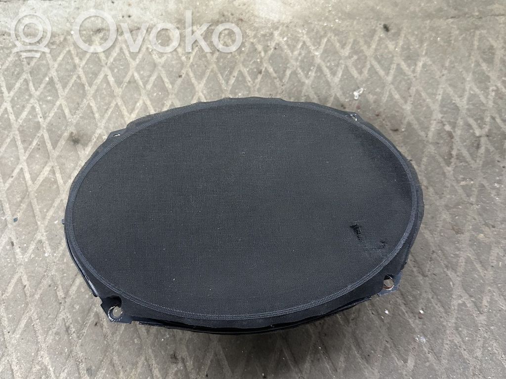 Chrysler Voyager Takaoven kaiutin 