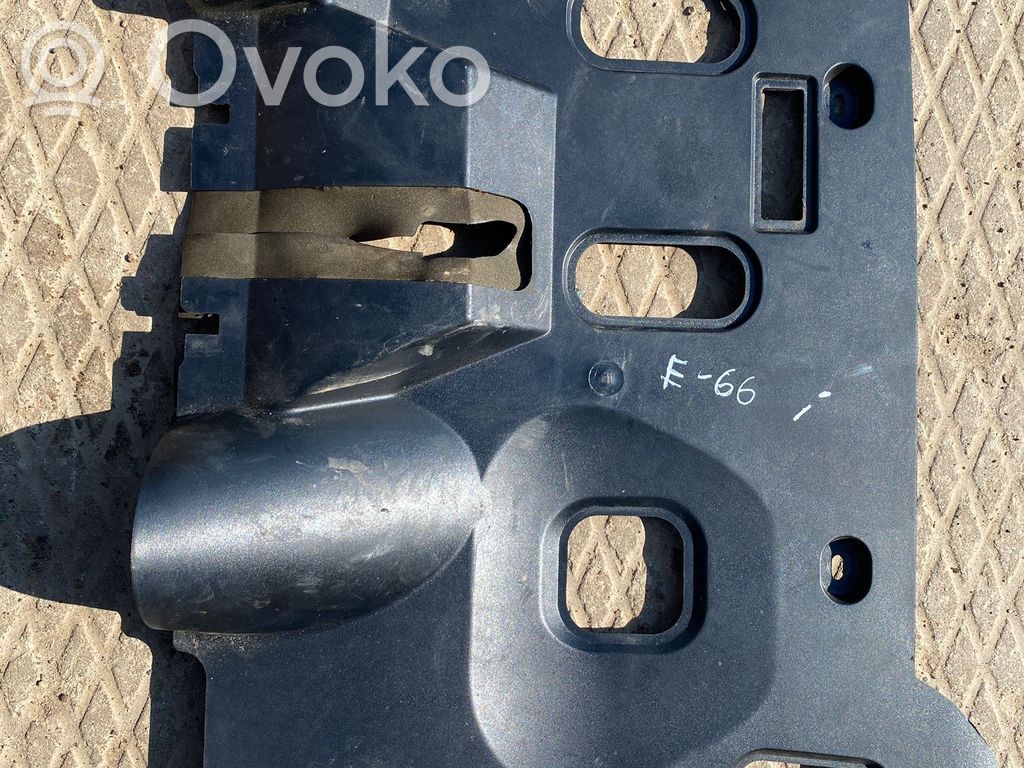 BMW 7 E65 E66 Kojelaudan alempi verhoilu 