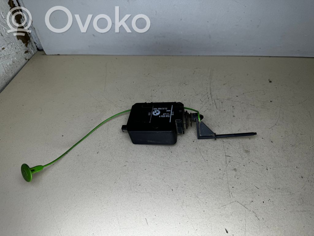 Fuel tank cap lock   6923972,67116923972,406204312