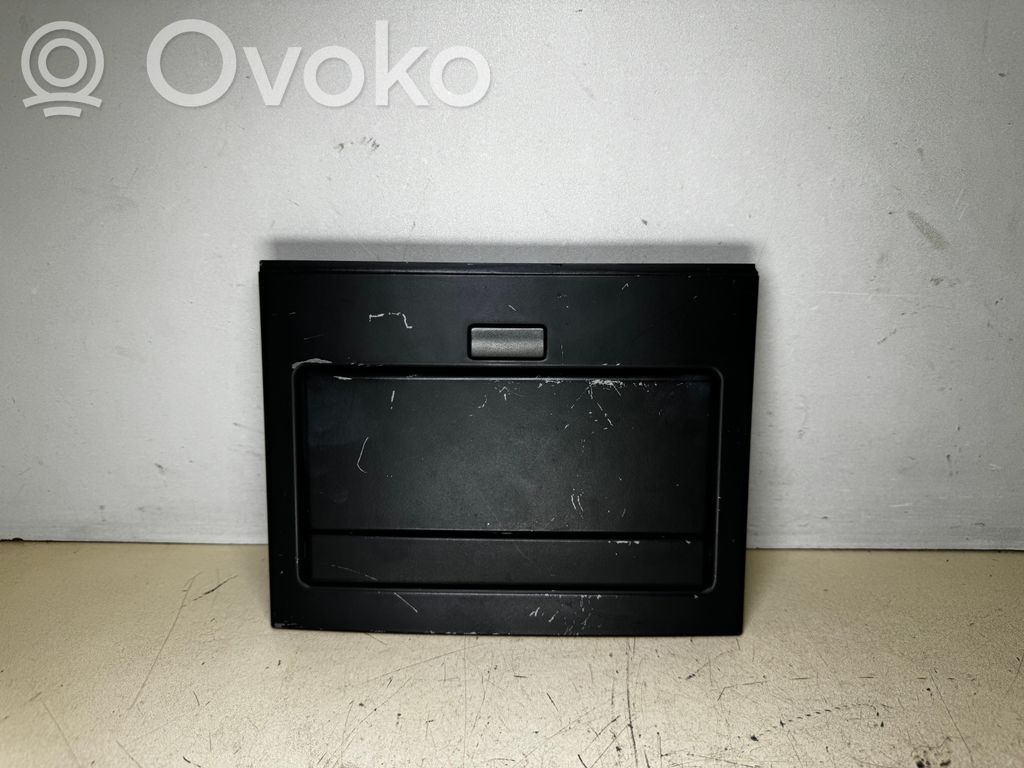 BMW 7 E65 E66 Luz del asiento trasero 