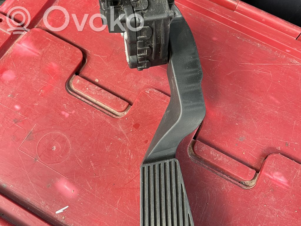 Opel Zafira B Accelerator throttle pedal 
