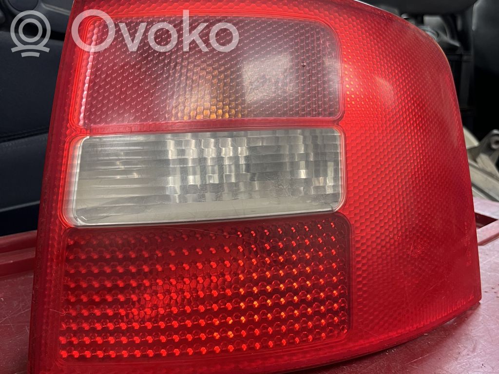 Audi A6 S6 C5 4B Lampa tylna 