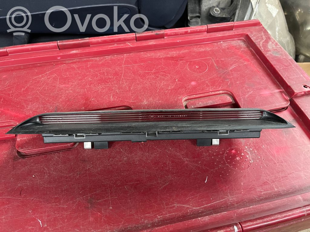 Volkswagen PASSAT B5 Dritte Bremsleuchte 