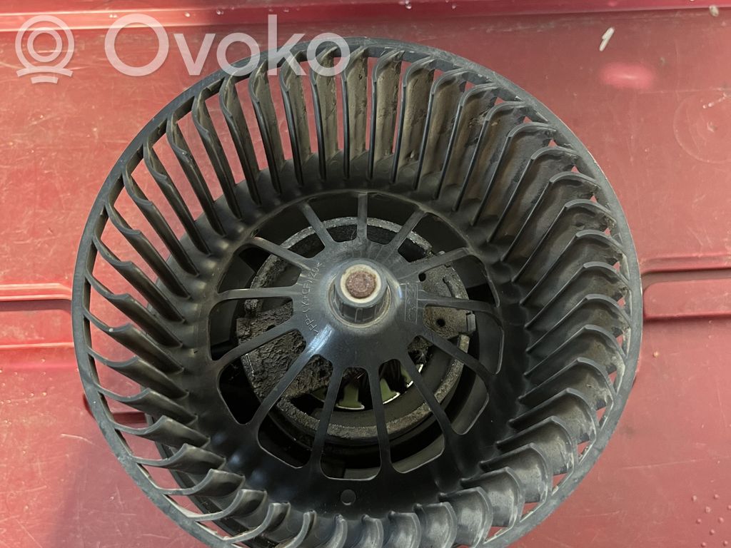 Ford Focus Mazā radiatora ventilators 