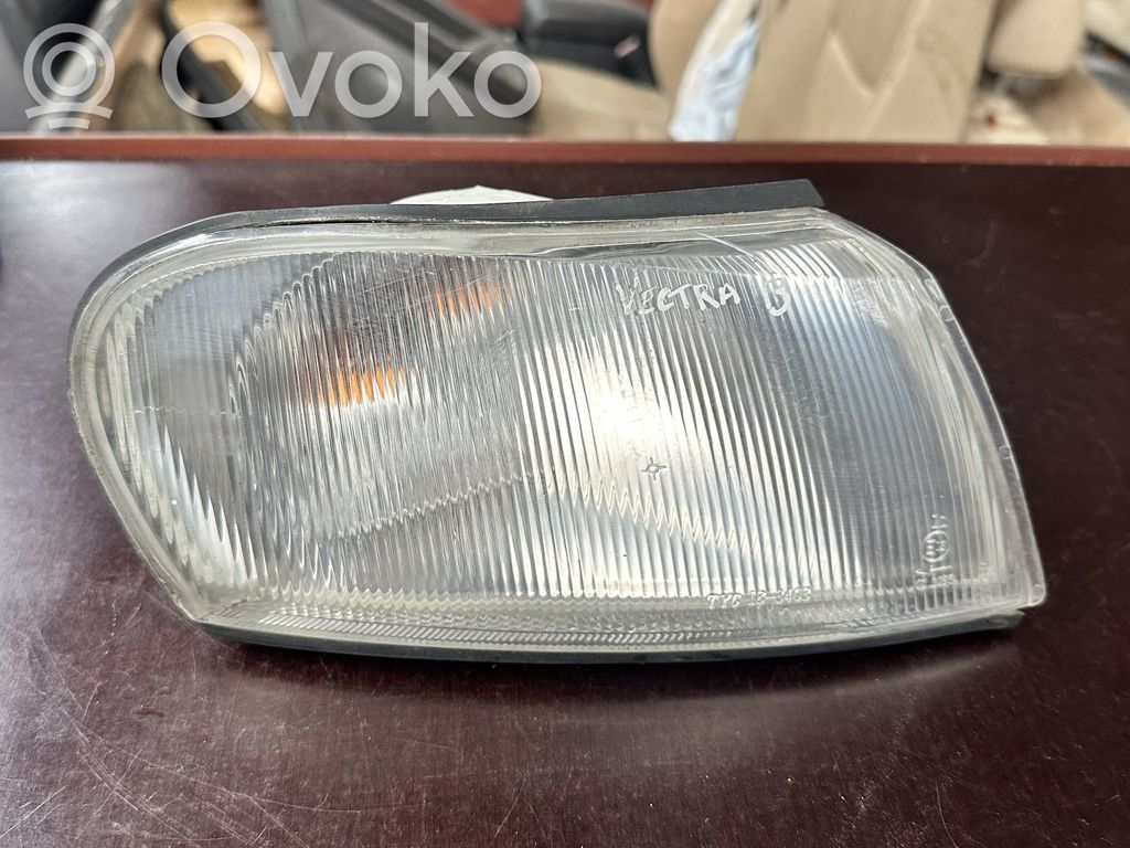 Opel Vectra B Front indicator light 