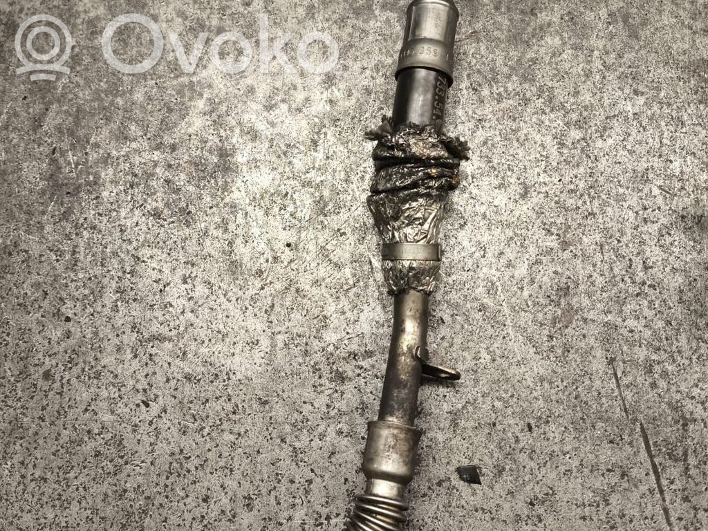 Audi A4 S4 B7 8E 8H Turboahtimen öljyletku 