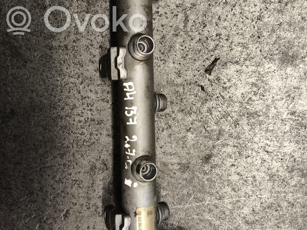 Audi A4 S4 B7 8E 8H Polttoainepääputki 