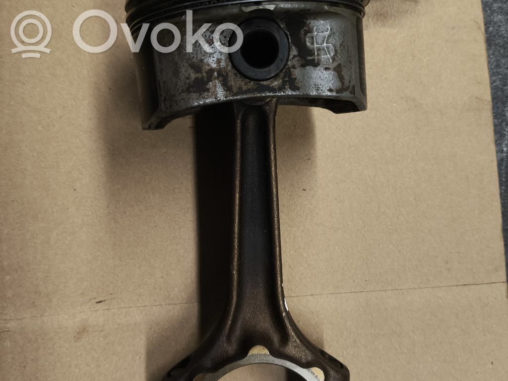 Saab 9-3 Ver2 Mäntä 