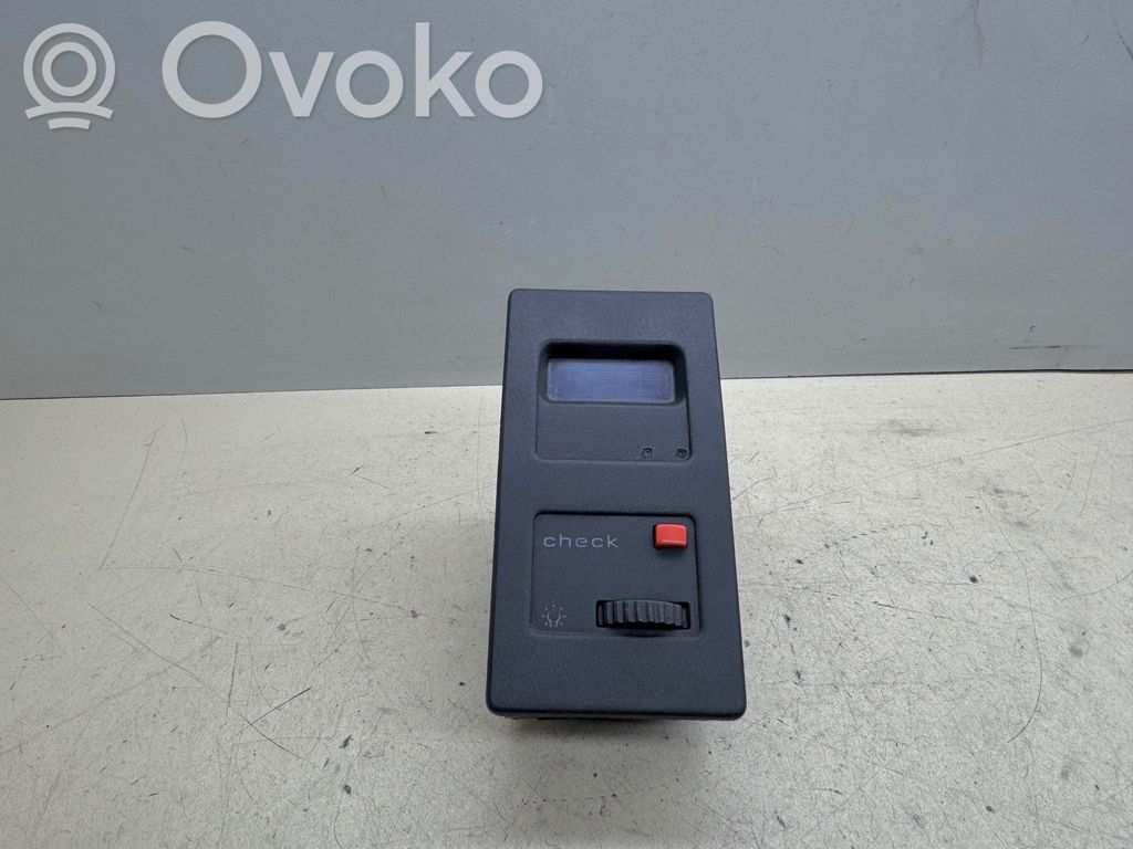 Audi 100 200 5000 C3 Przełącznik komputera pokładowego 