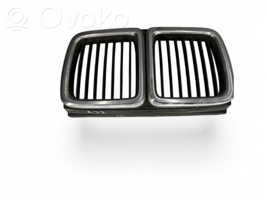 BMW 7 E23 Front bumper upper radiator grill 
