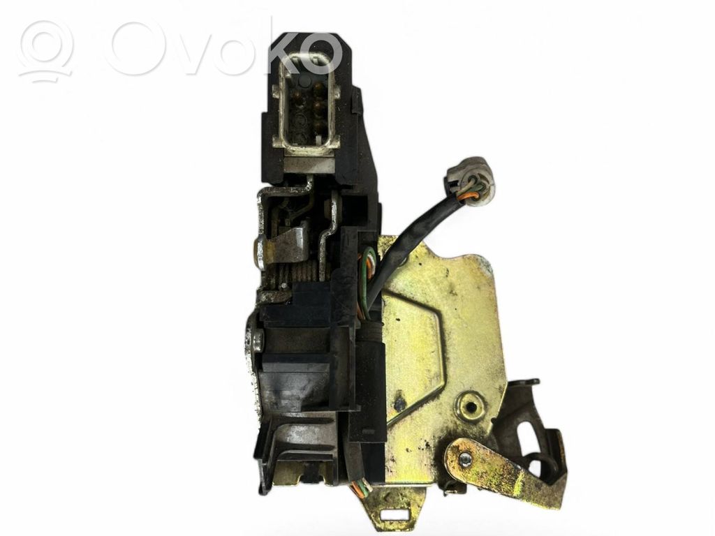 BMW 7 E38 Front door lock 