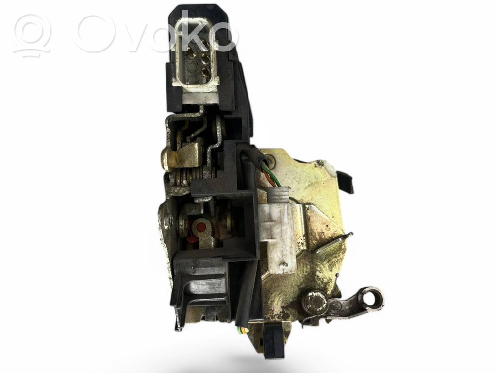 BMW 5 E39 Front door lock 