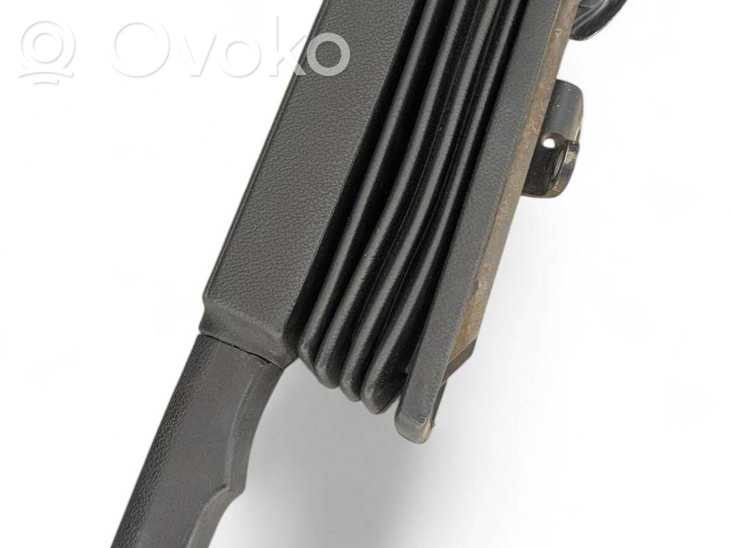 BMW 3 E30 Rankinio mechanizmas (salone) 