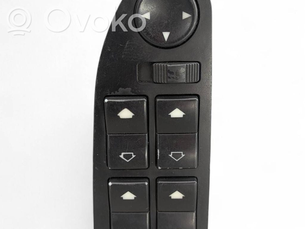 Electric window control switch   61318368979,8368979,267