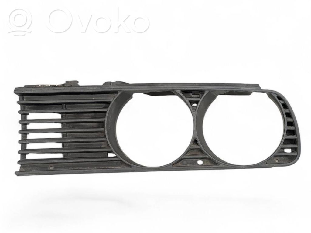BMW 3 E30 Under headlight/headlamp trim 