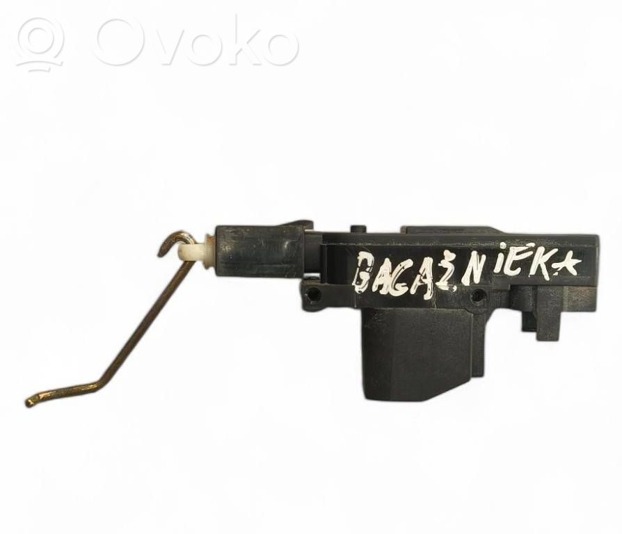 BMW 5 E34 Motor încuietoare portbagaj 