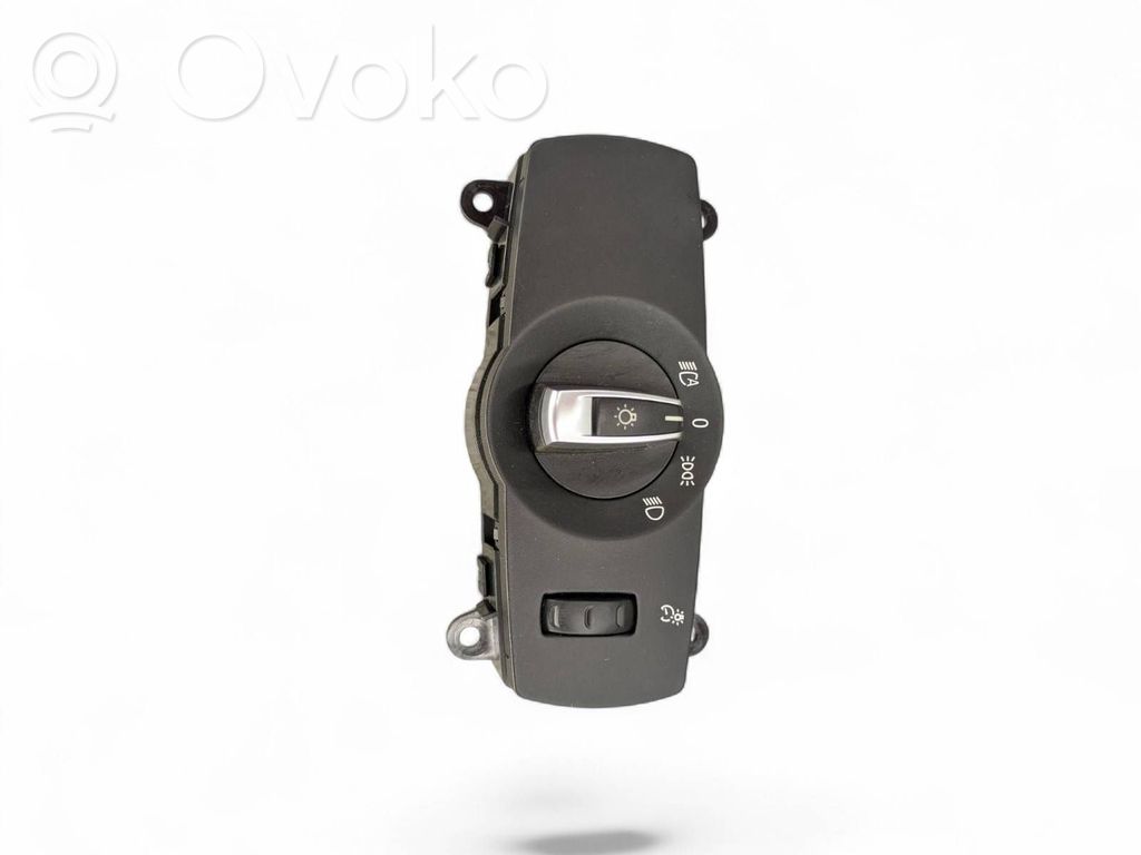 Light switch   9204068