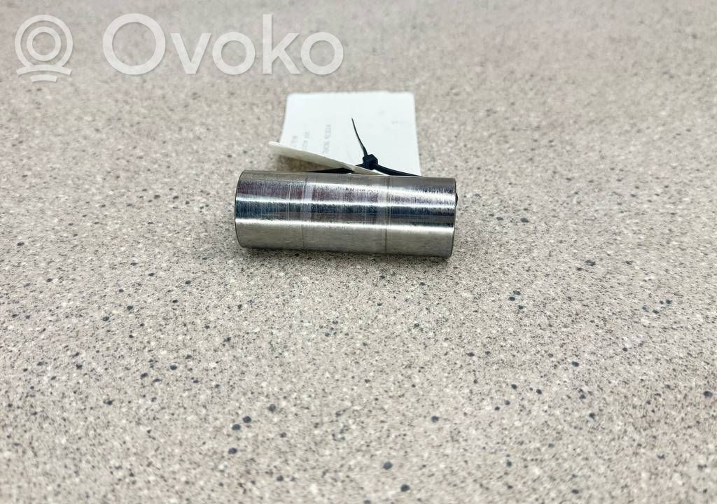 BMW 3 E30 Piston 
