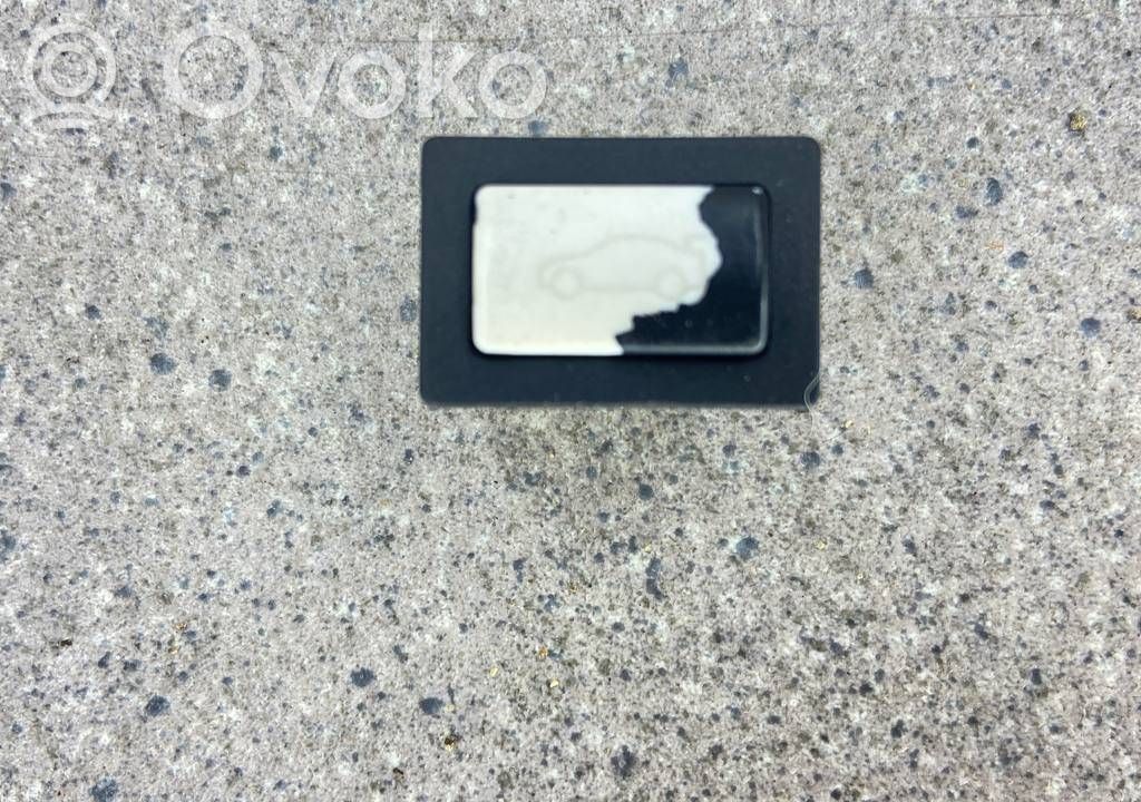BMW M6 Tailgate opening switch 