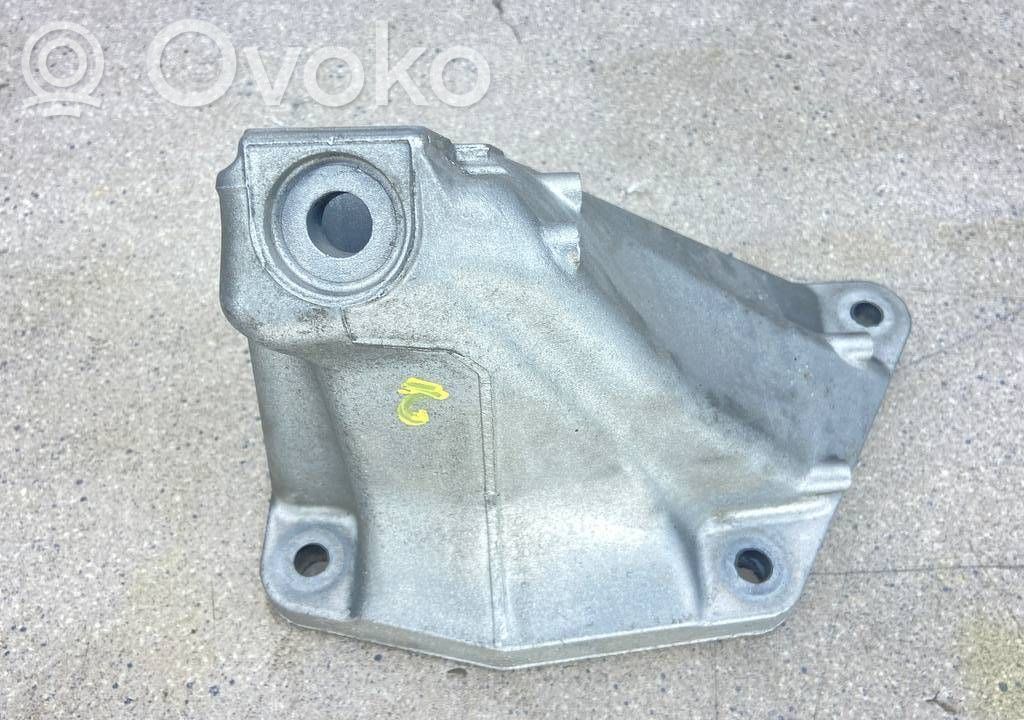 BMW M6 Engine mounting bracket 
