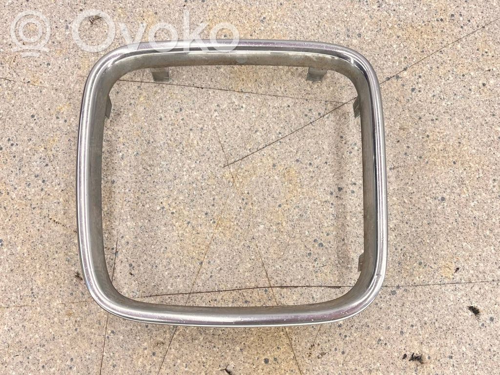 BMW 5 E34 Front grill 