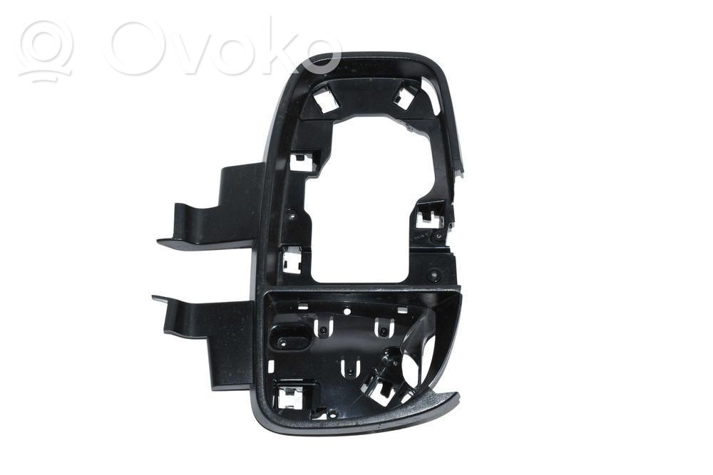 Iveco Daily 6th gen Moldura protectora de plástico del espejo lateral 