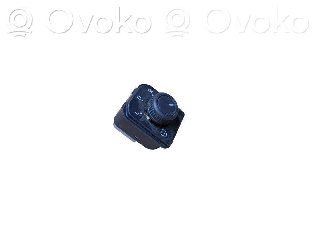 Cupra Leon Wing mirror switch 