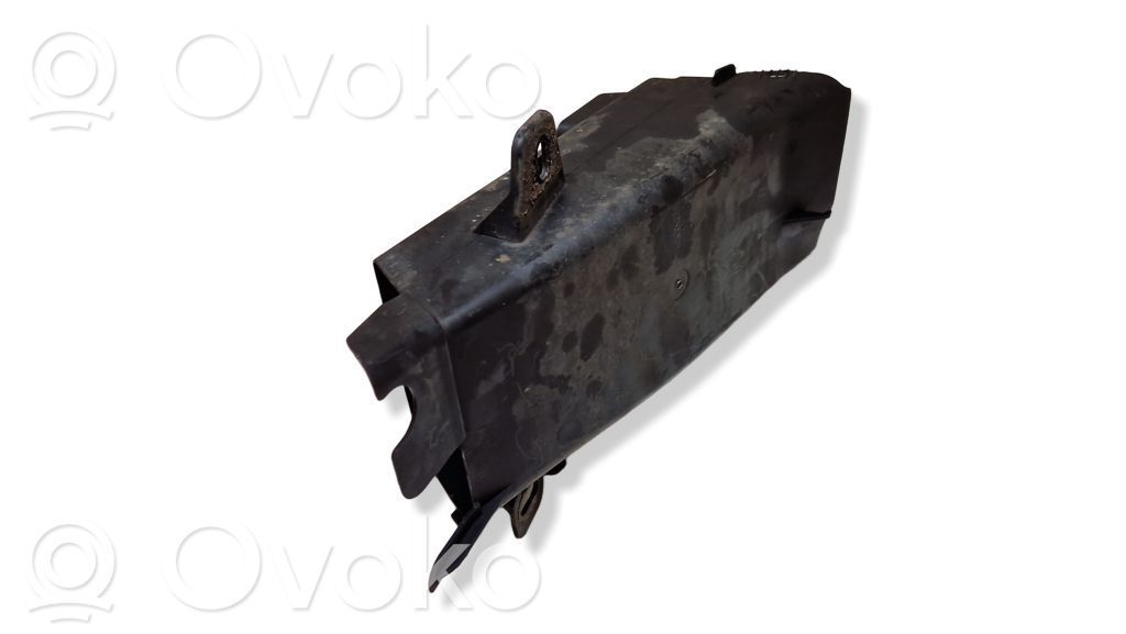 BMW 5 F10 F11 Air intake duct part 