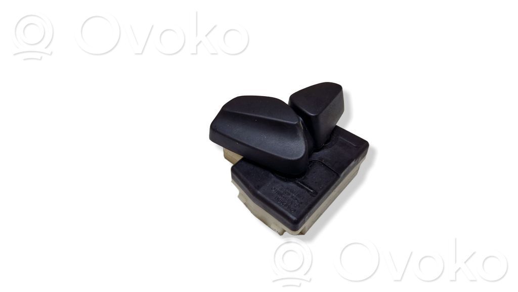 Seat control switch   6926961,15929000